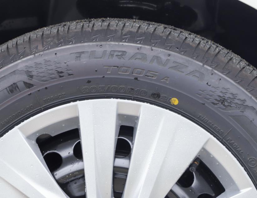 2022款日产轩逸原厂轮胎品牌规格型号和价格