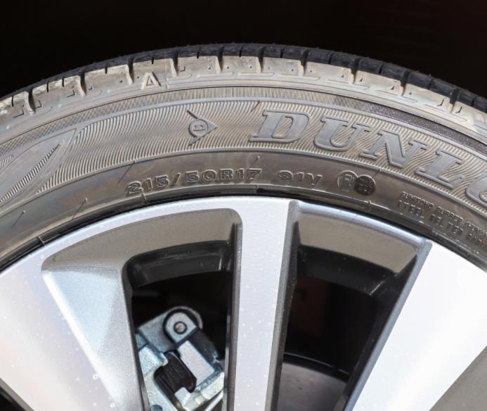 2022款日产轩逸原厂轮胎品牌规格型号和价格